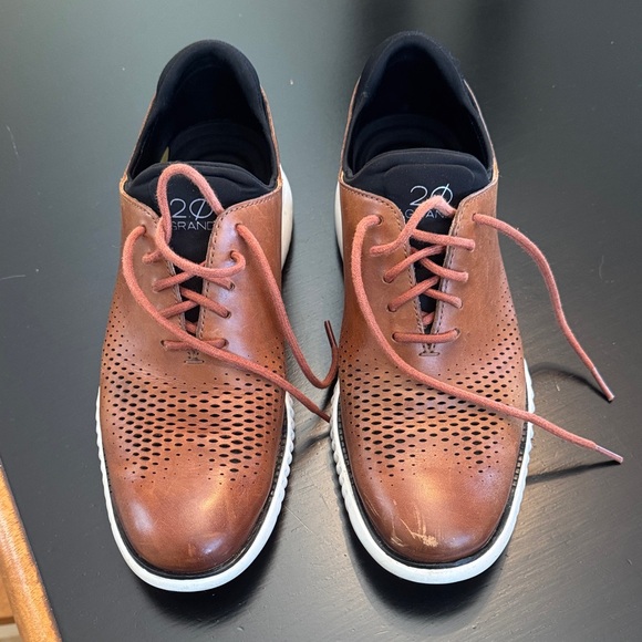Cole Haan Tan Leather Oxfords with White Sole - Picture 2 of 5
